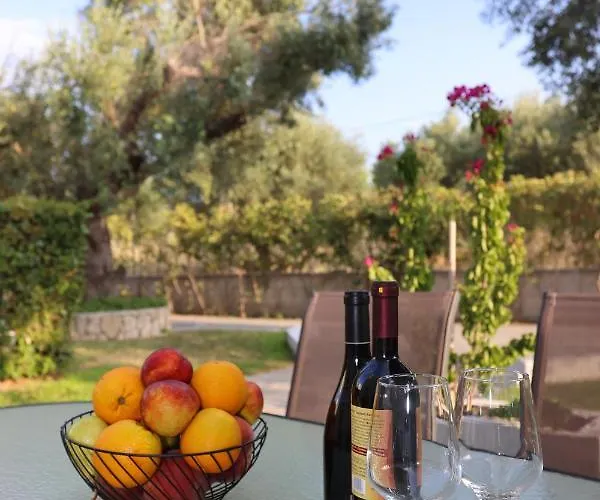 Luxury וילה פוליכרונו